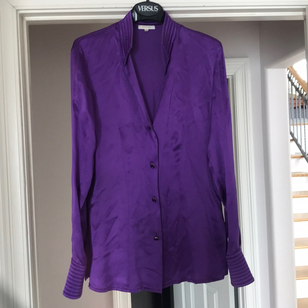 Escada Blouse 💯 SILK